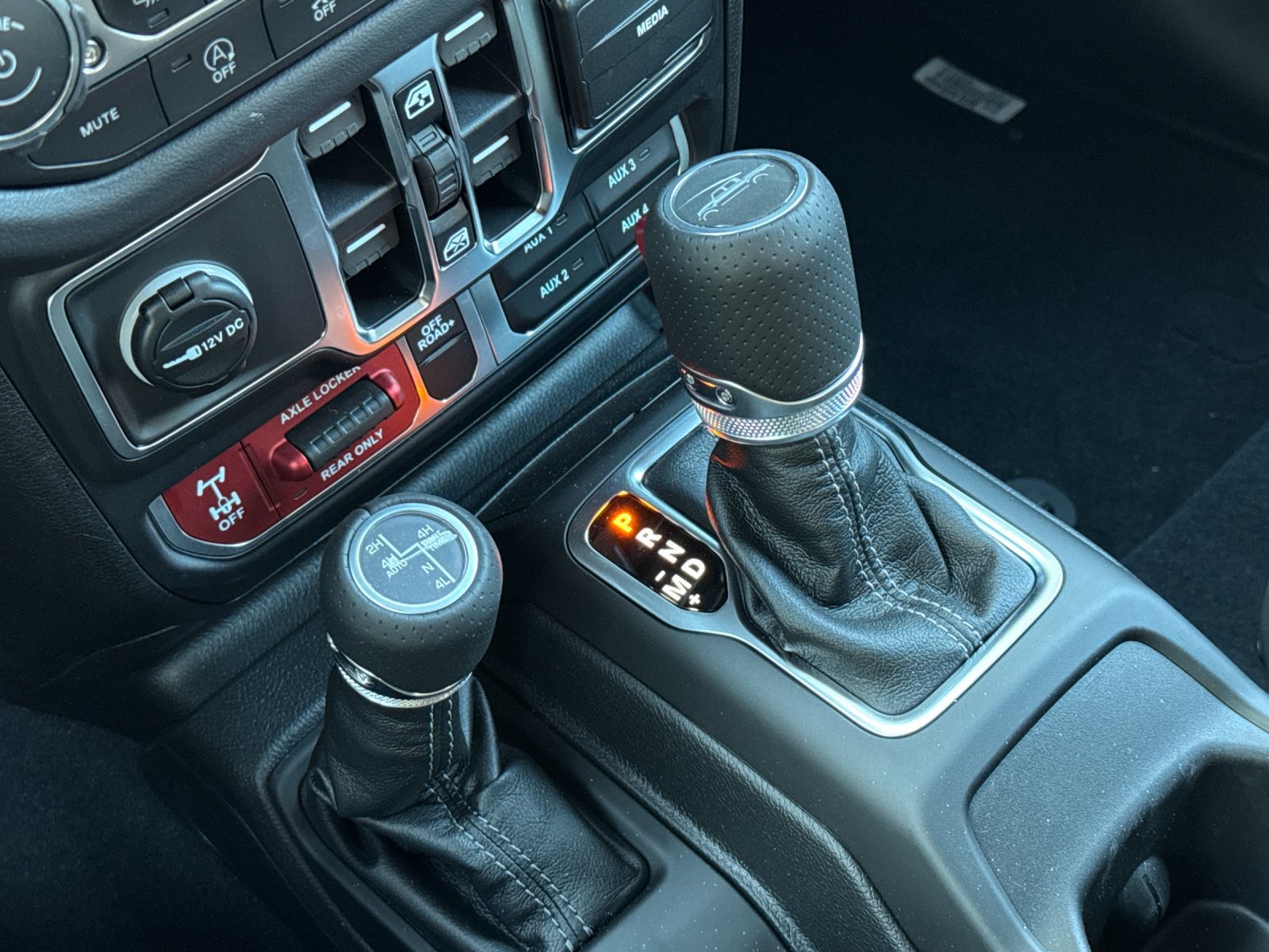 New 2026 Jeep Gladiator Mojave AWD/4WD image 21