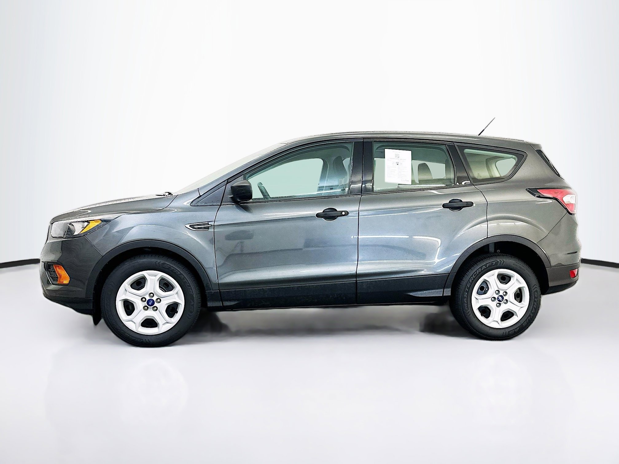 Used 2018 Ford Escape S image 4