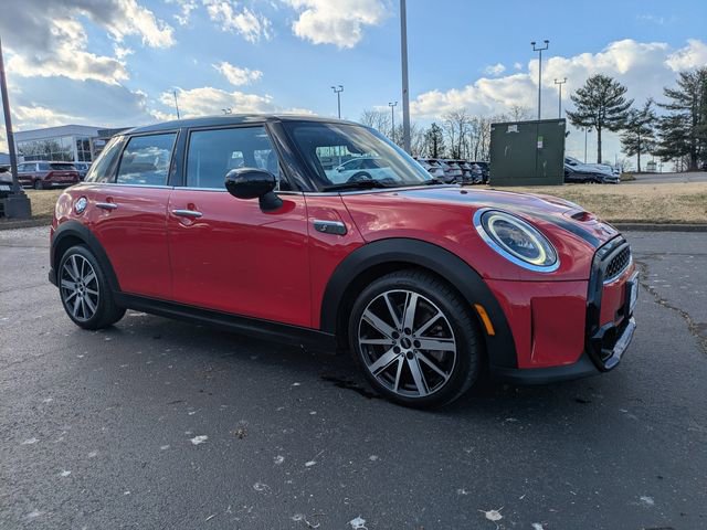 Used 2022 MINI Cooper S image 2