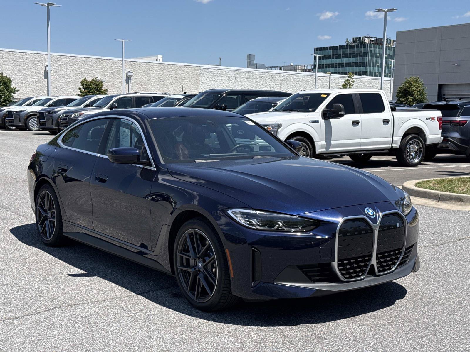 Used 2023 BMW i4 eDrive35 w/ Premium Package RWD image 6