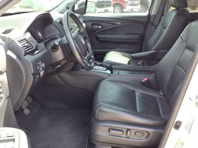 Used 2022 Honda Pilot Touring image 6