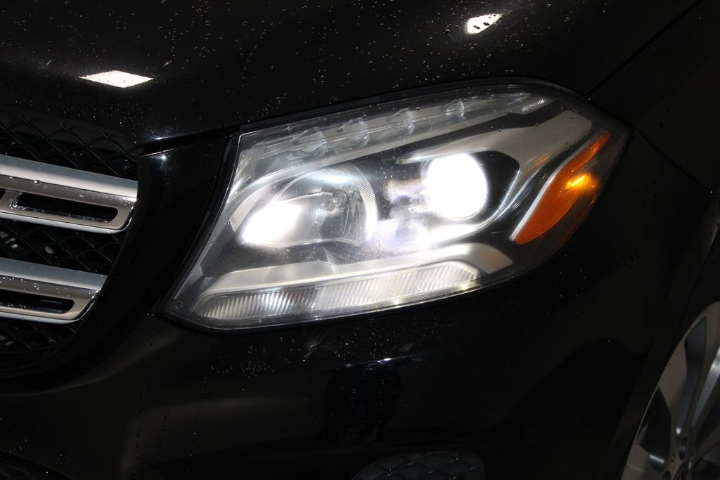 Used 2018 Mercedes-Benz GLS 450 4MATIC image 56