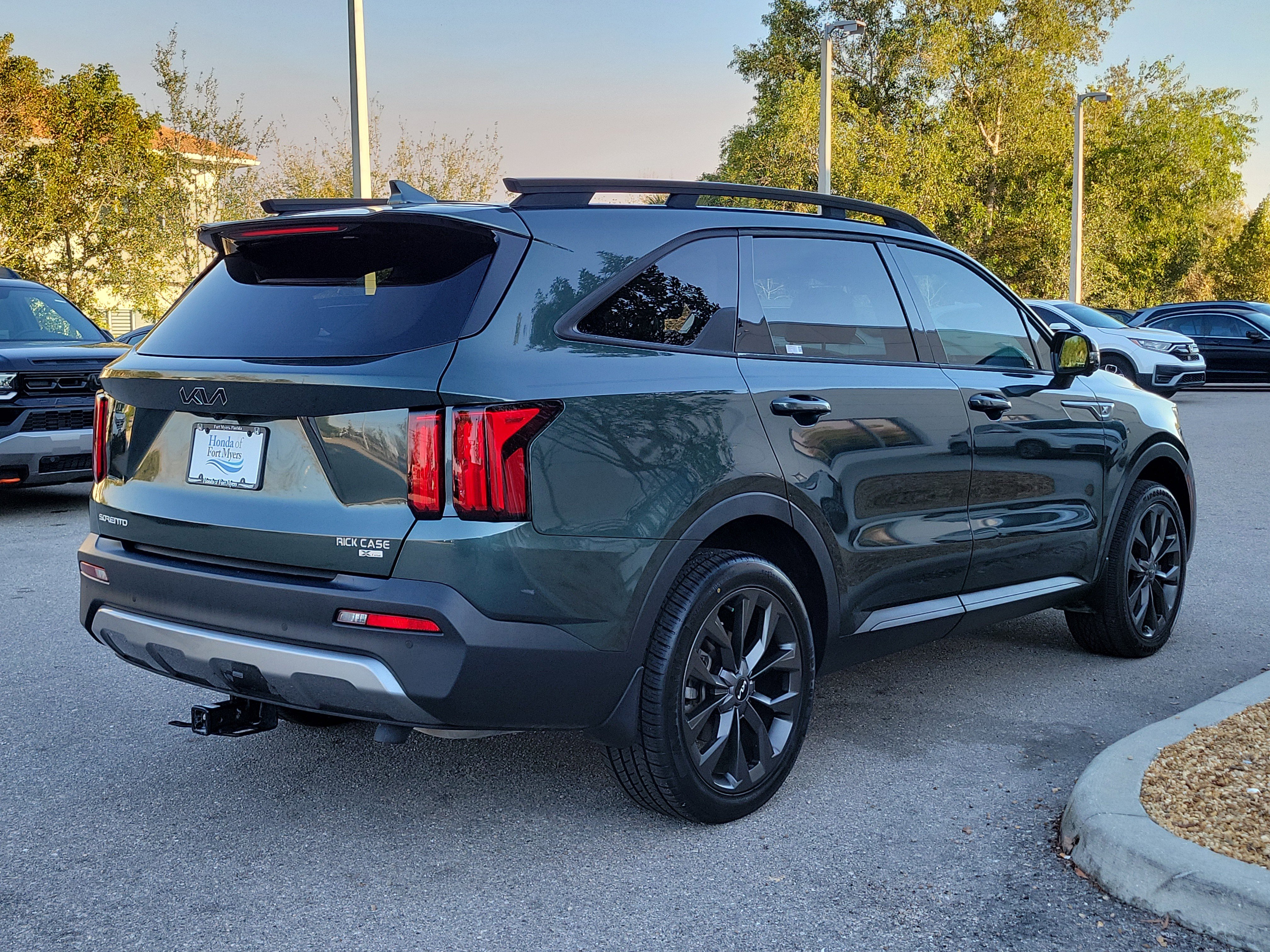 Used 2023 Kia Sorento SX Prestige image 4