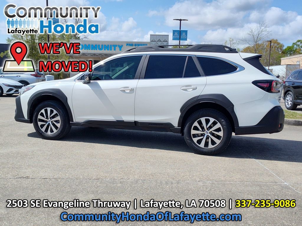 Used 2023 Subaru Outback Premium AWD/4WD image 5