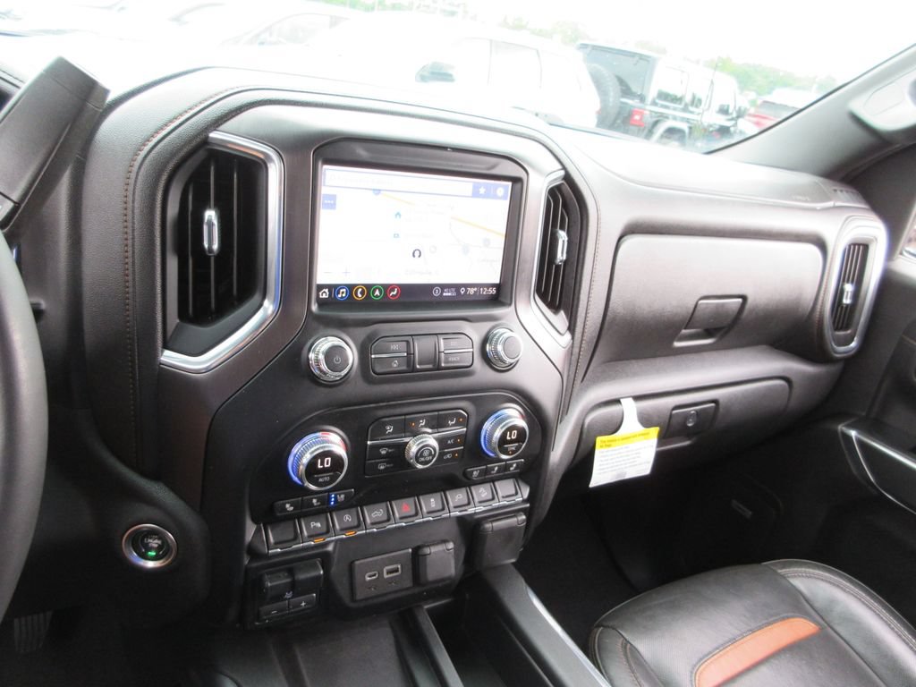 Certified 2020 GMC Sierra 1500 AT4 w/ AT4 Premium Package AWD/4WD image 33
