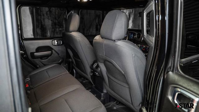 Used 2023 Jeep Wrangler Unlimited w/ Cold Weather Group image 11