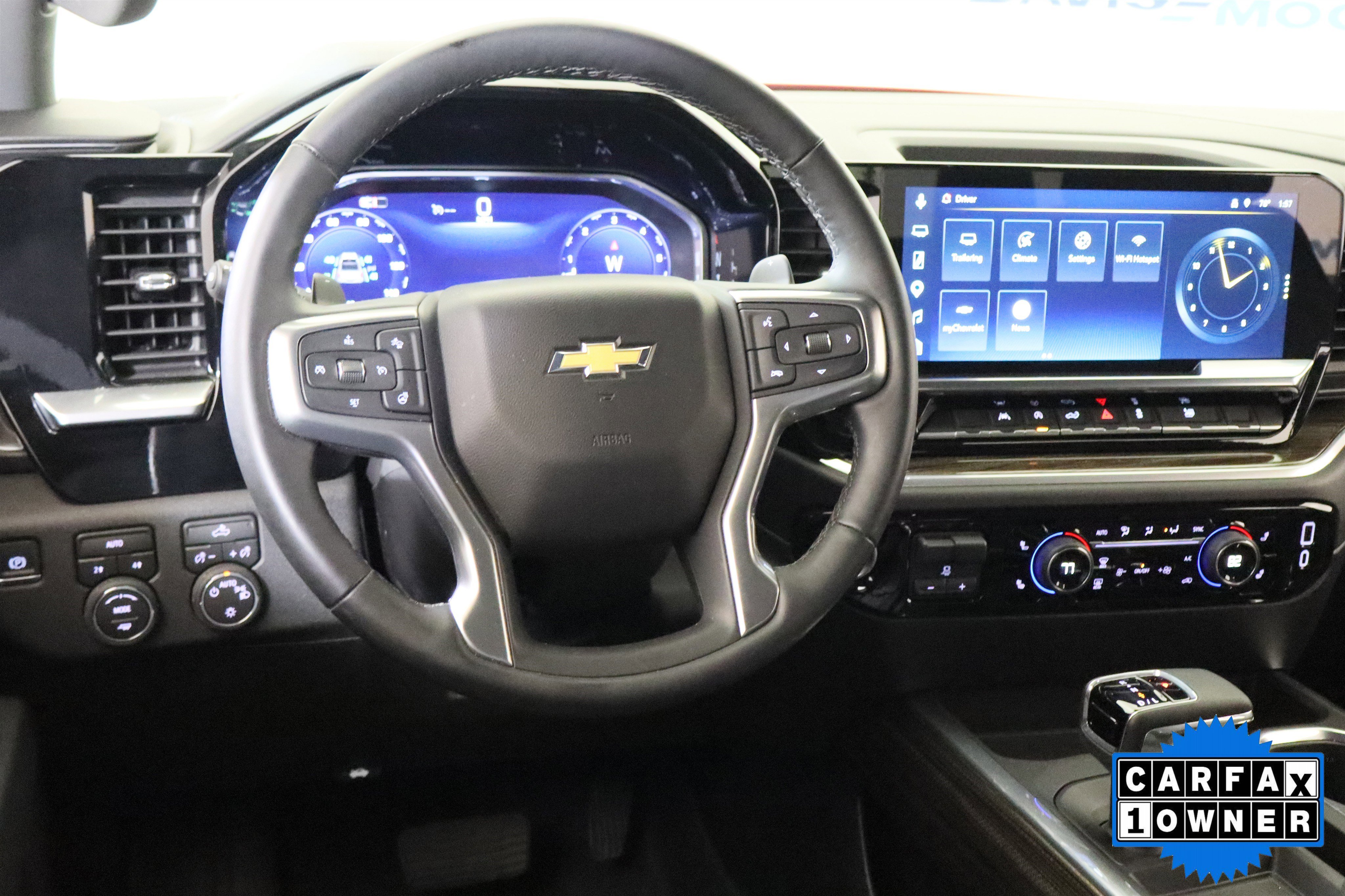 Used 2026 Chevrolet Silverado 1500 LT w/ Leather Package AWD/4WD image 16