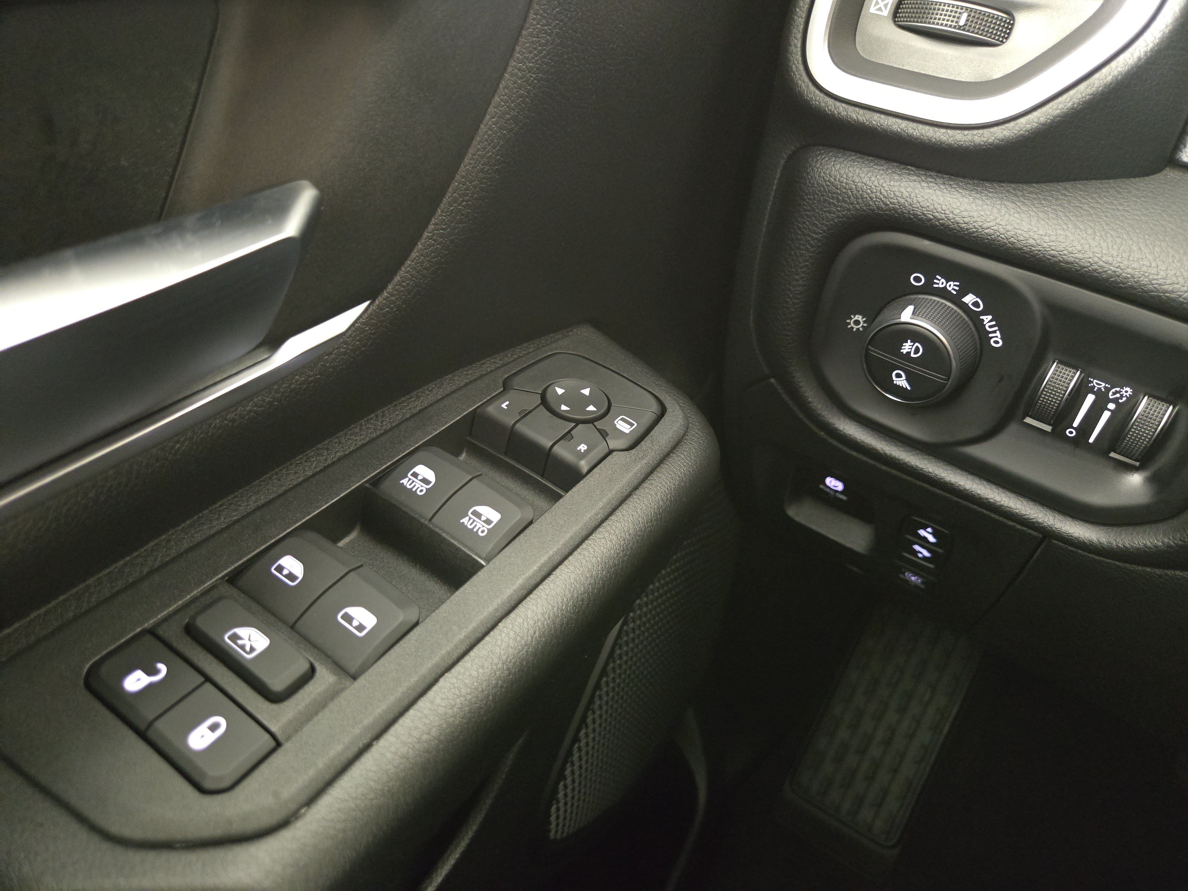 Certified 2025 RAM 1500 Big Horn AWD/4WD image 31