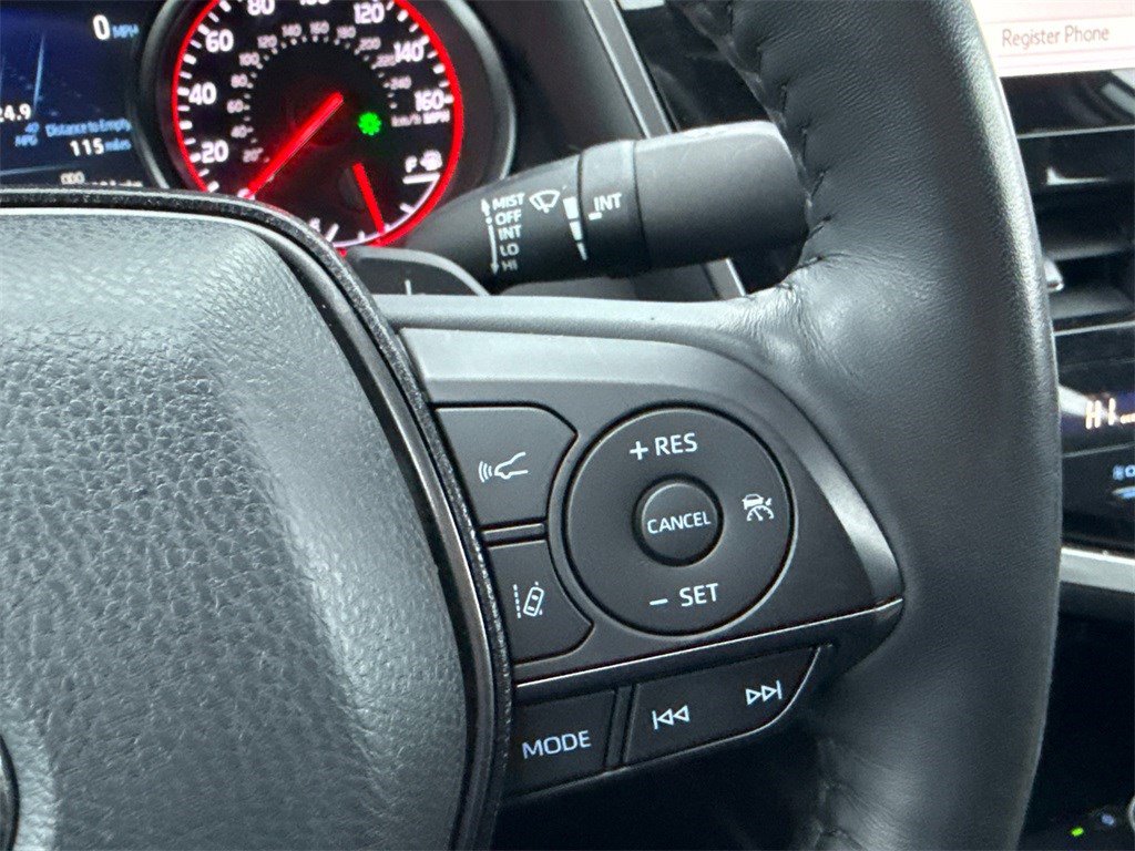 Used 2022 Toyota Camry XSE image 22