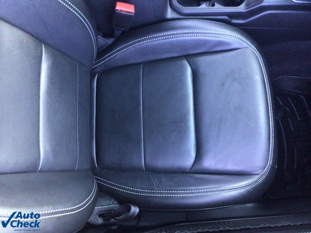 Used 2022 Jeep Wrangler Unlimited Sahara w/ Cold Weather Group image 12