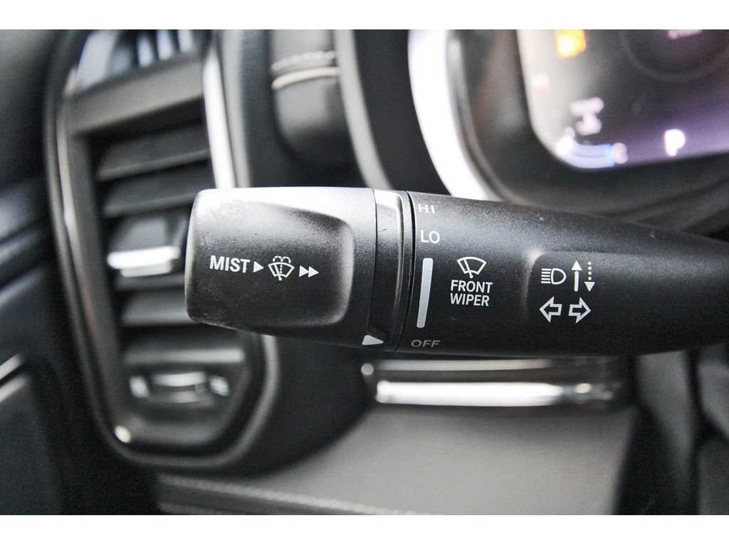 Used 2025 RAM 1500 Limited w/ Body Color Bumper Group AWD/4WD image 17