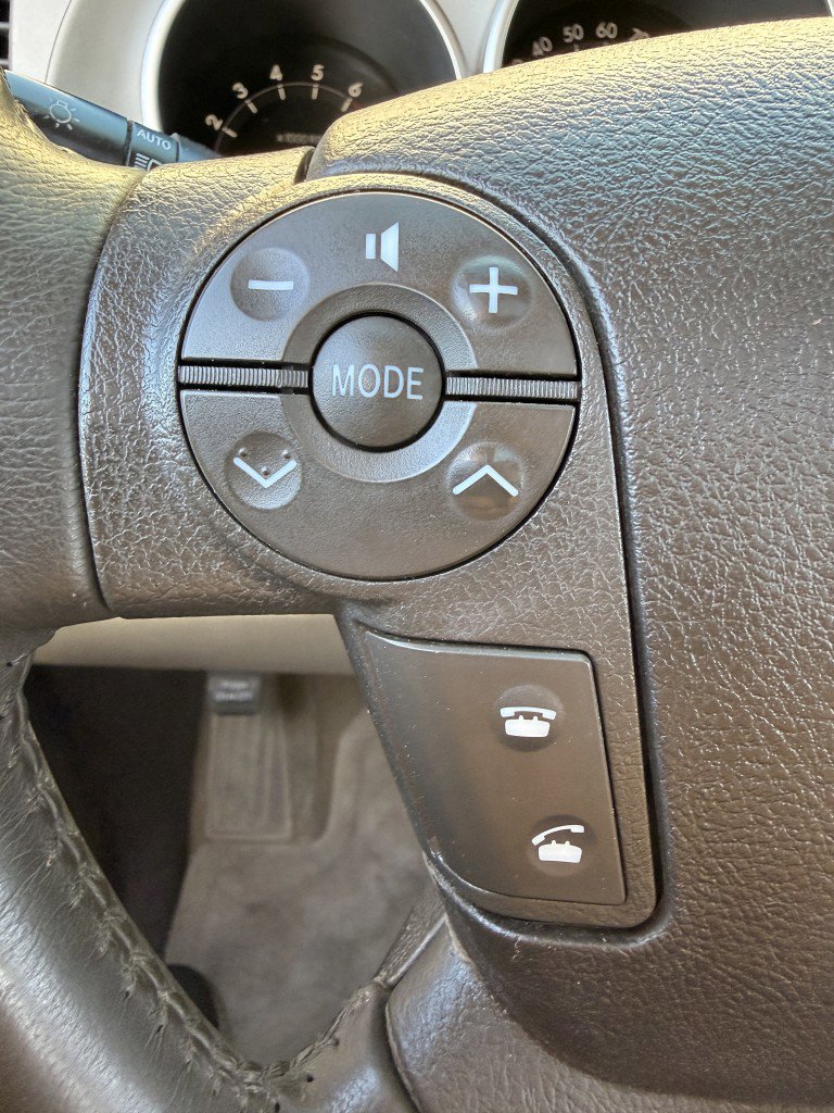 Used 2008 Toyota Sequoia Limited image 21