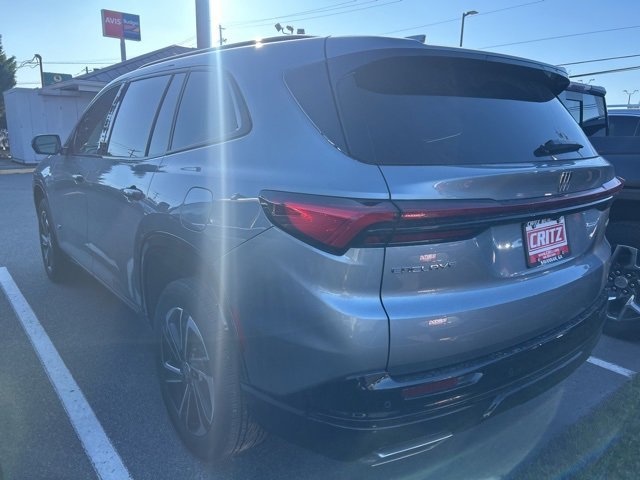 Used 2025 Buick Enclave Sport Touring image 6