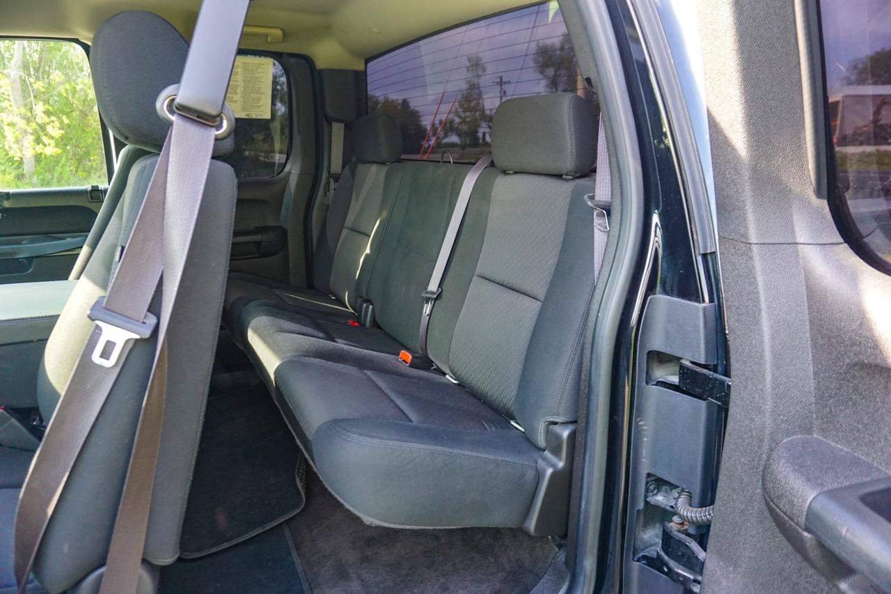 Used 2013 Chevrolet Silverado 1500 LT w/ All-Star Edition AWD/4WD image 18