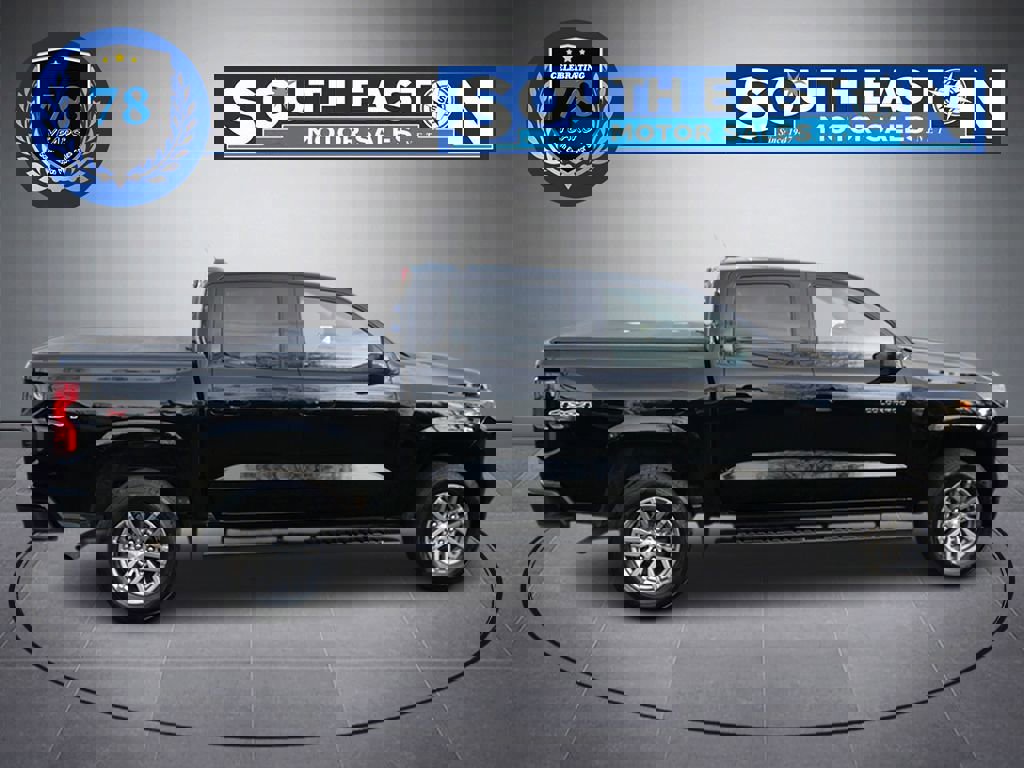 Used 2023 Chevrolet Colorado LT w/ LT Convenience Package image 8