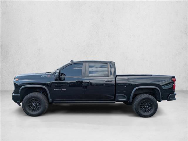 Used 2024 Chevrolet Silverado 2500 ZR2 w/ Technology Package AWD/4WD image 8
