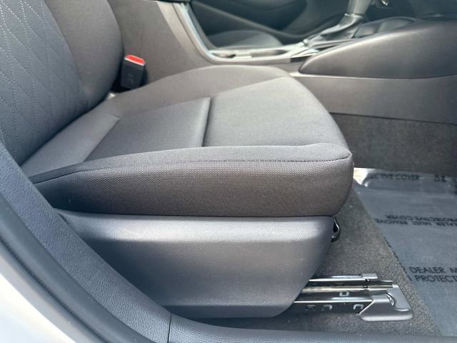 Used 2025 Toyota Corolla LE w/ LE Premium Package image 18