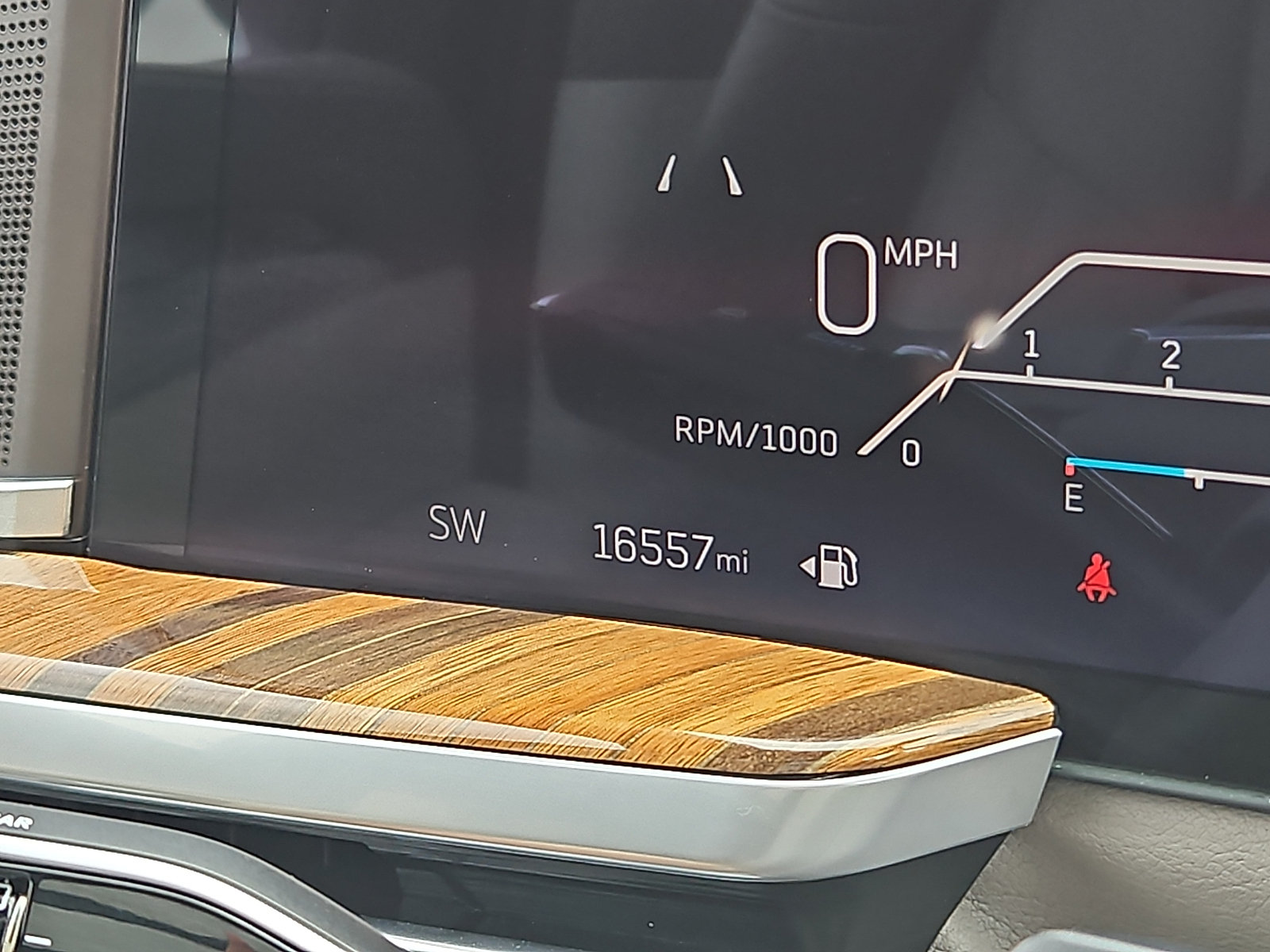 Certified 2025 Cadillac Escalade Sport Platinum AWD/4WD image 22