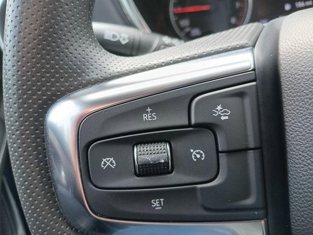 Used 2025 Chevrolet Blazer LT AWD/4WD image 3