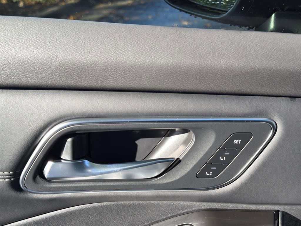 New 2026 Nissan Rogue Platinum image 19