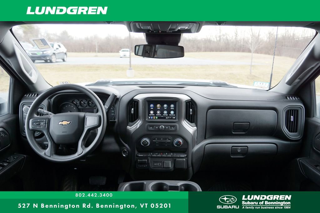 Used 2026 Chevrolet Silverado 3500 W/T image 4
