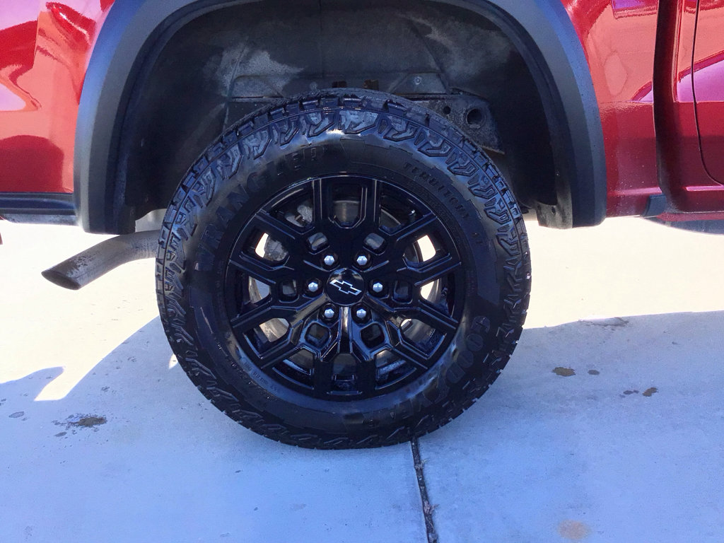 Used 2024 Chevrolet Colorado Trail Boss w/ Advanced Trailering Package image 24