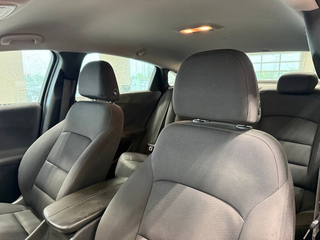 Used 2022 Chevrolet Malibu LT FWD image 23