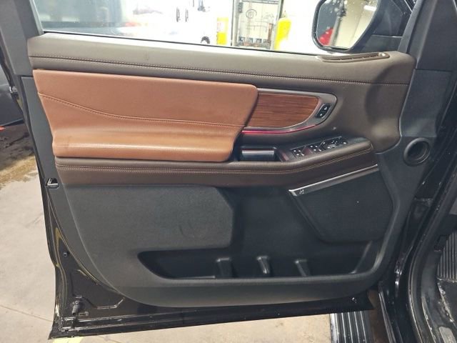 Used 2025 Ford Expedition Max King Ranch AWD/4WD image 17