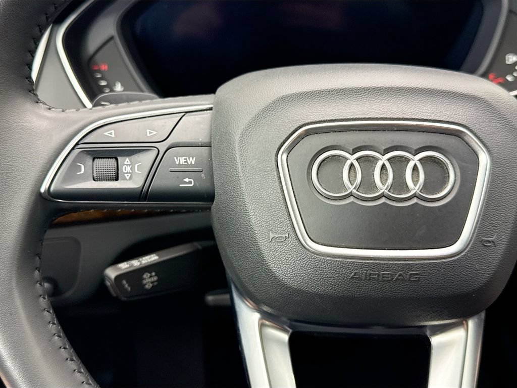Used 2019 Audi Q5 2.0T Premium Plus w/ Premium Plus Package AWD/4WD image 11