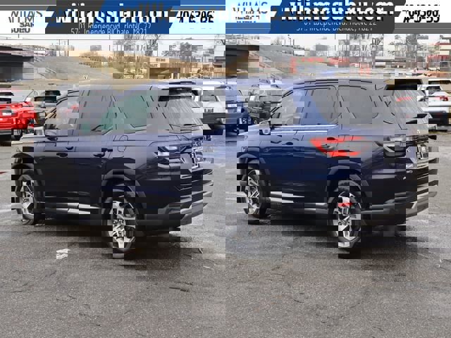 Used 2025 Honda Pilot EX-L image 7