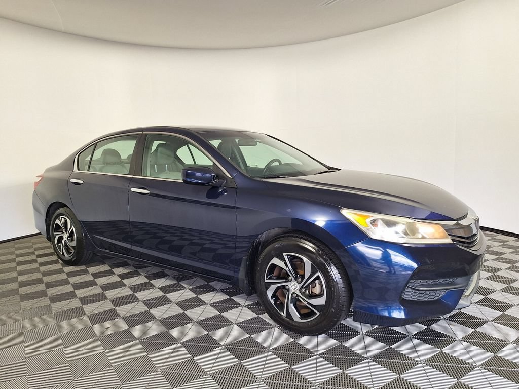 Used 2017 Honda Accord LX image 3