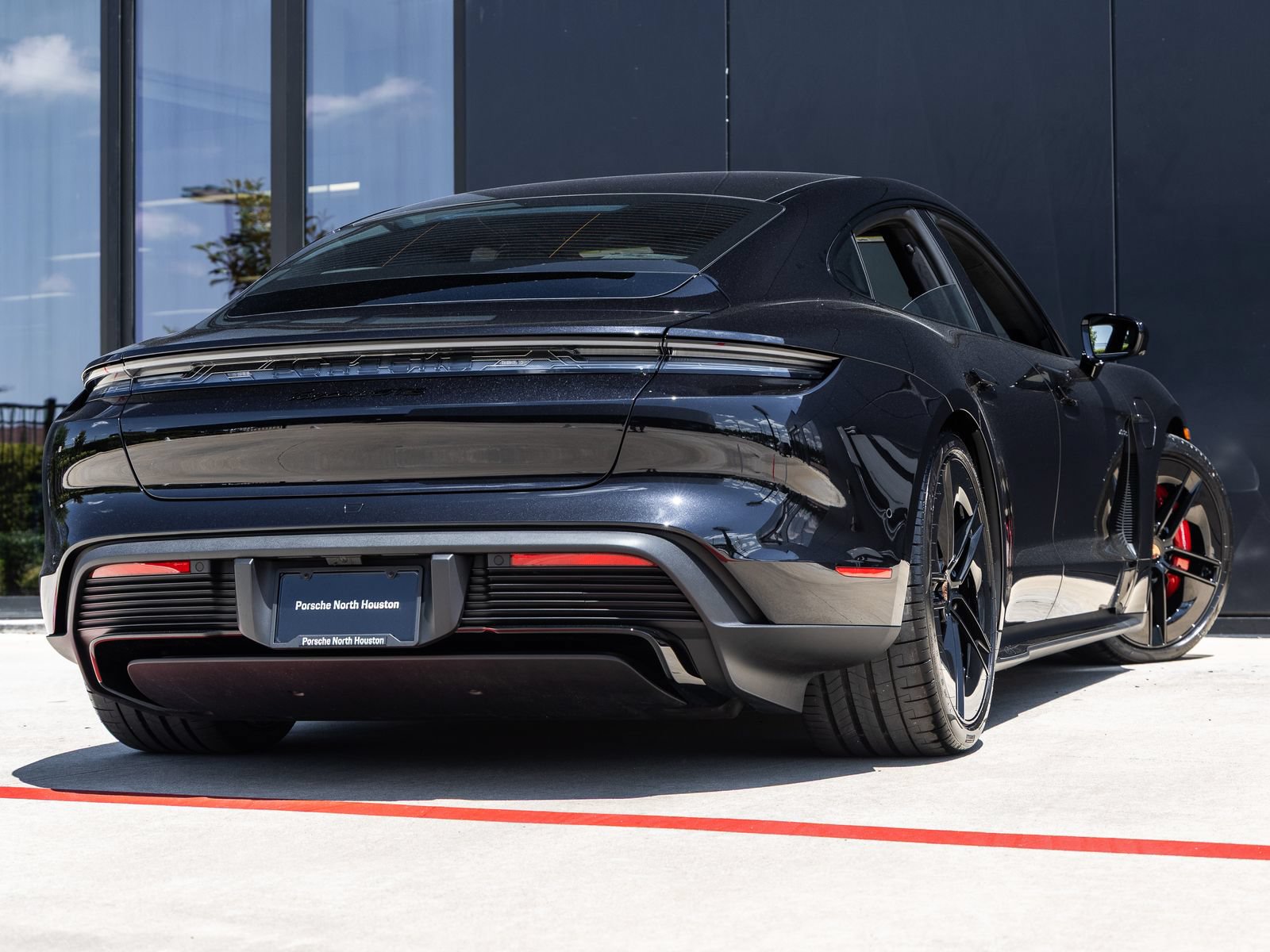 New 2026 Porsche Taycan GTS AWD/4WD image 11
