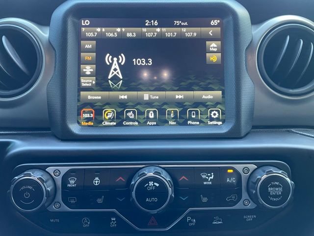 Used 2021 Jeep Wrangler Unlimited Sport AWD/4WD image 17