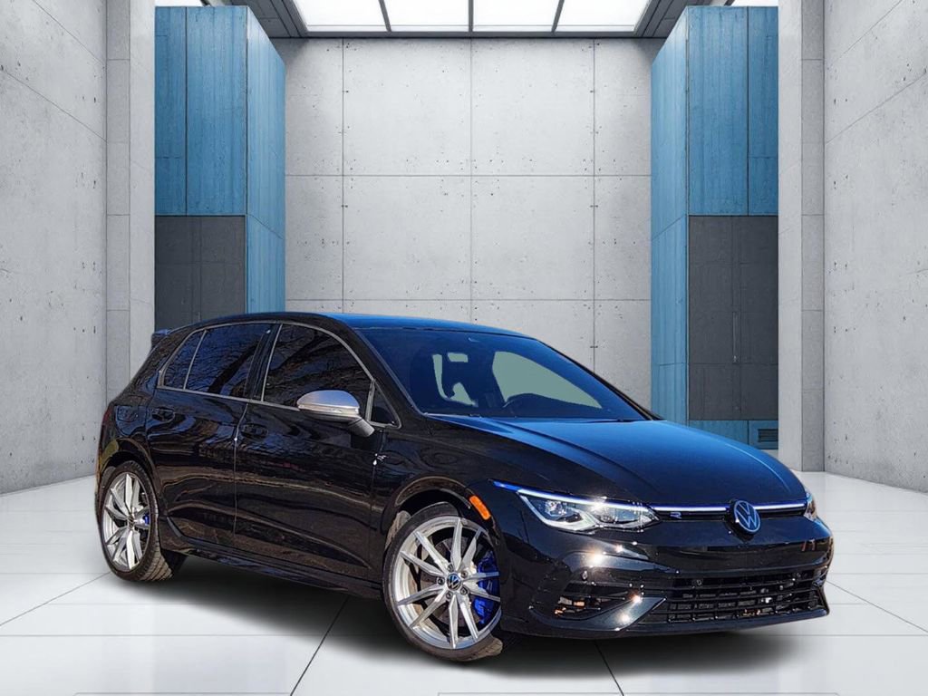 Used 2024 Volkswagen Golf R image 1