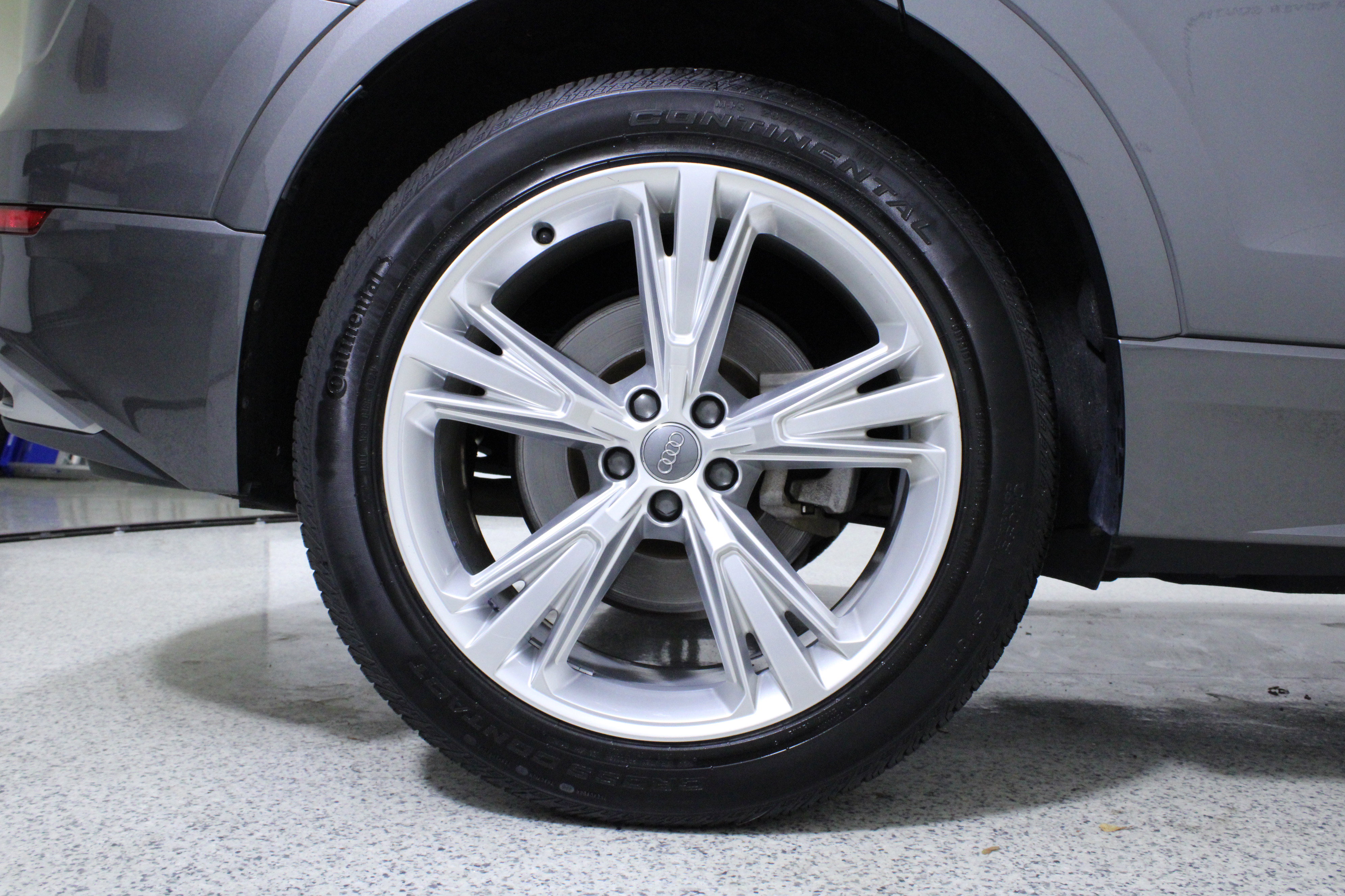 Used 2019 Audi Q8 Premium image 8