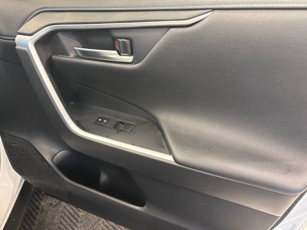 Used 2021 Toyota RAV4 XSE image 26