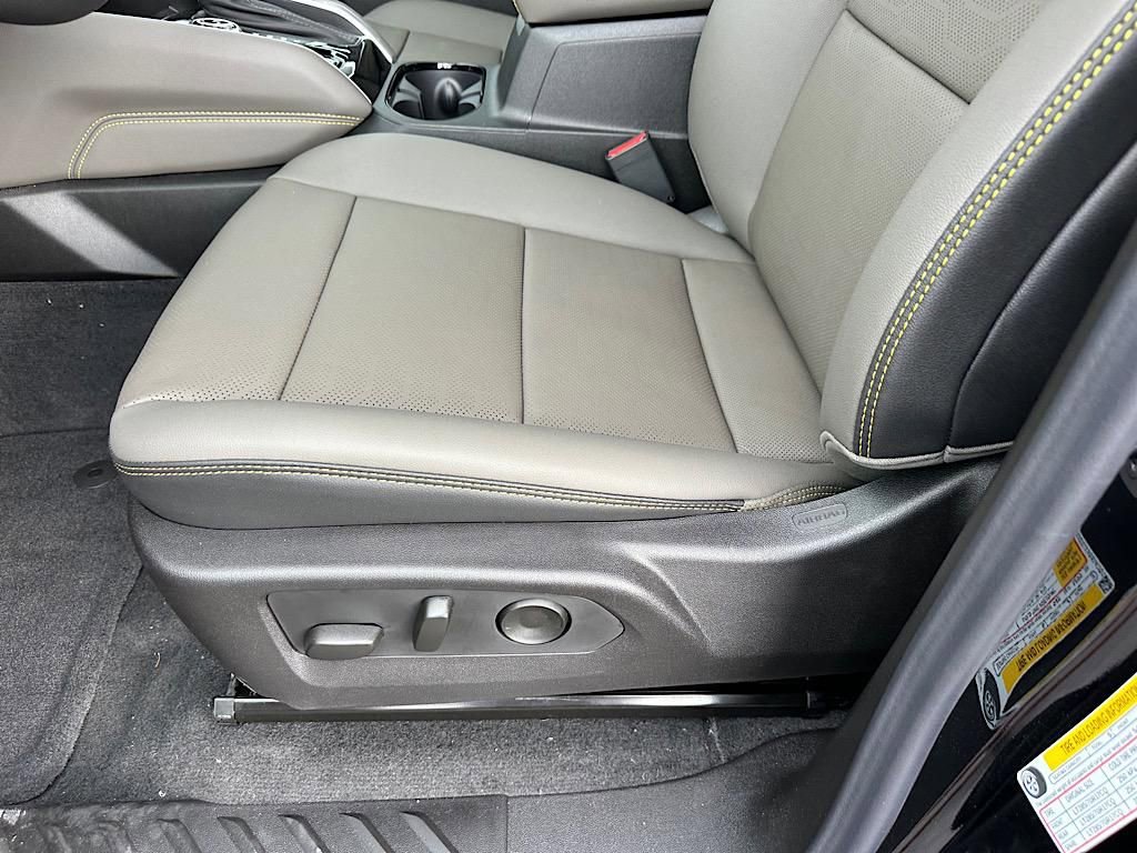 New 2026 Chevrolet Colorado ZR2 w/ Technology Package image 14