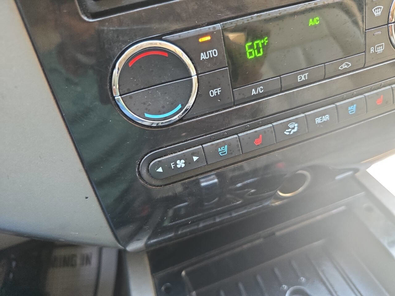 Used 2012 Ford Expedition EL Limited image 31