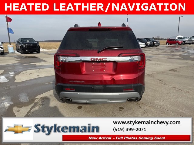 Used 2023 GMC Acadia SLT image 6