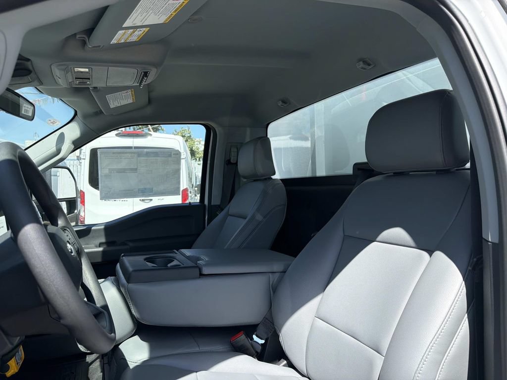 New 2026 Ford F350 XL w/ XL Chrome Package RWD image 19