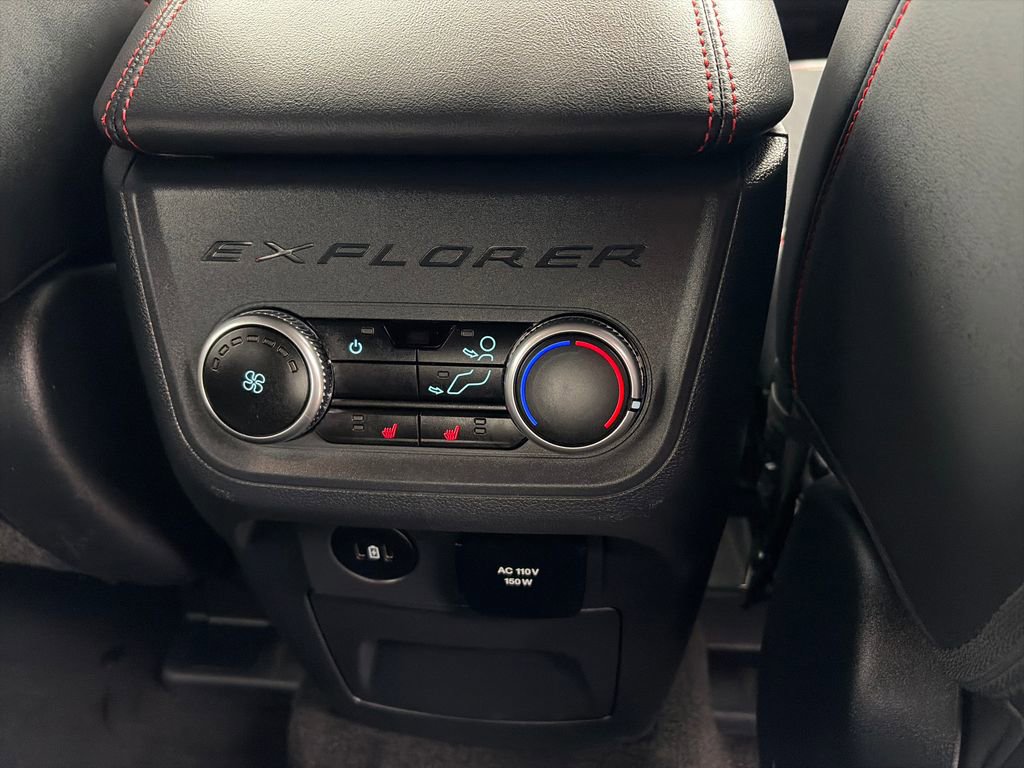 Used 2025 Ford Explorer ST image 40