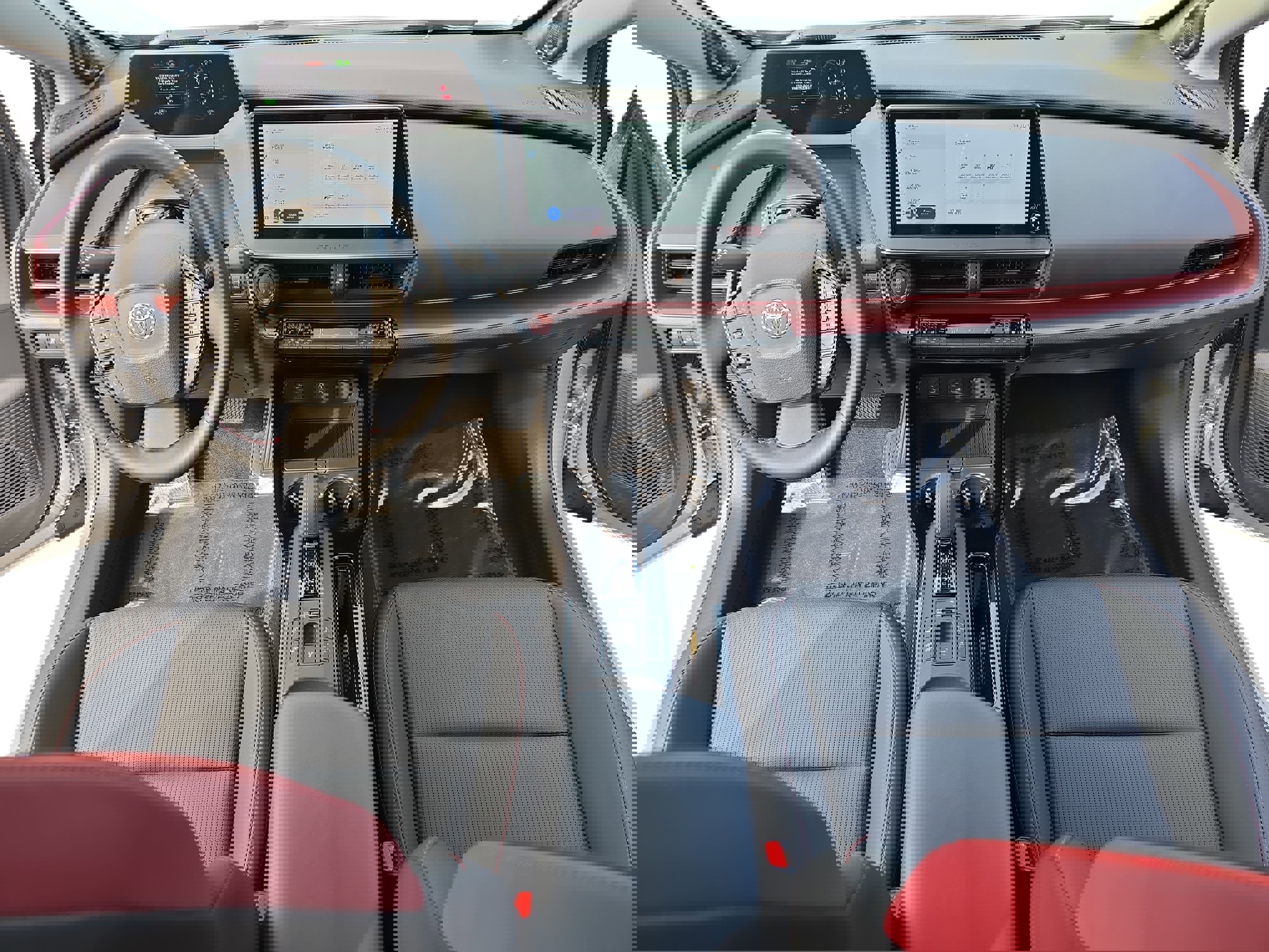 Used 2025 Toyota Prius Plug-In Hybrid image 9