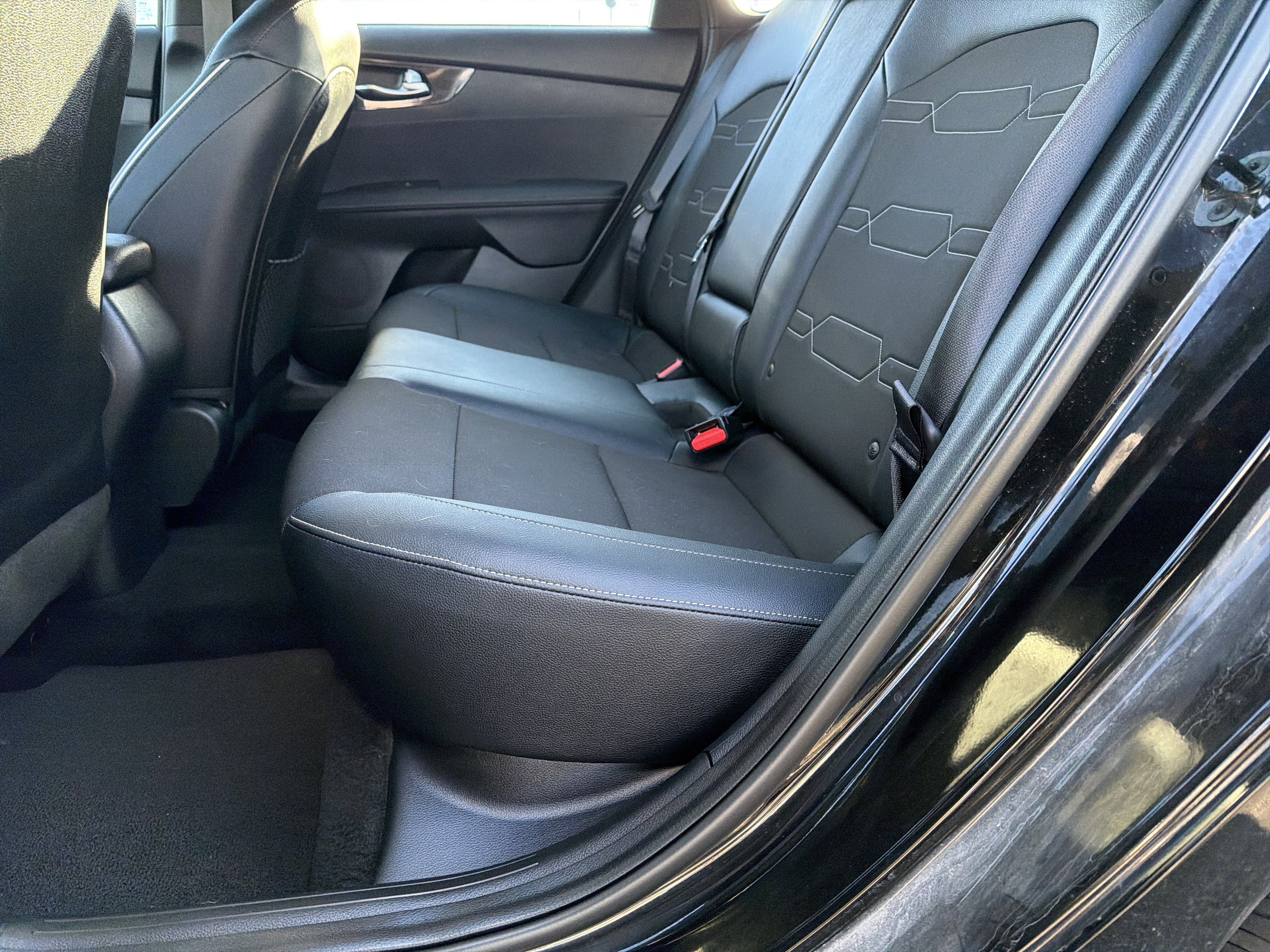 Used 2023 Kia Forte GT-Line image 11