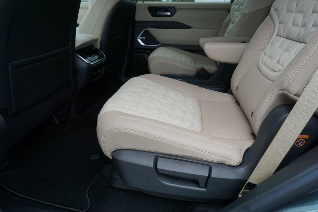 New 2026 Nissan Armada Platinum image 31