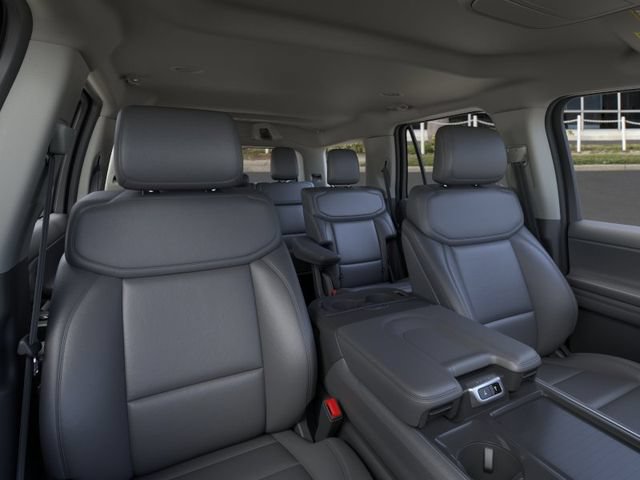 New 2026 Ford Expedition Active RWD image 10