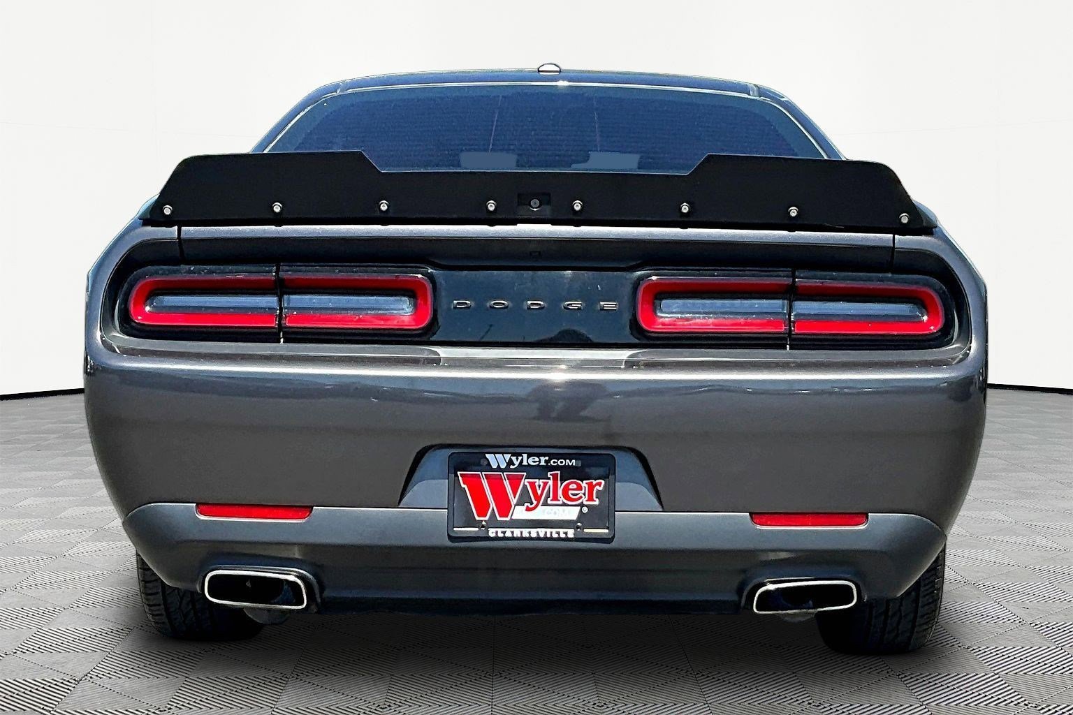 Used 2020 Dodge Challenger SXT w/ Blacktop Package RWD image 5