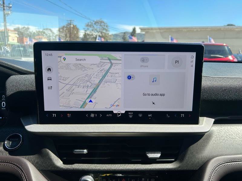 Used 2025 Ford Explorer Platinum w/ Ultimate Package image 11