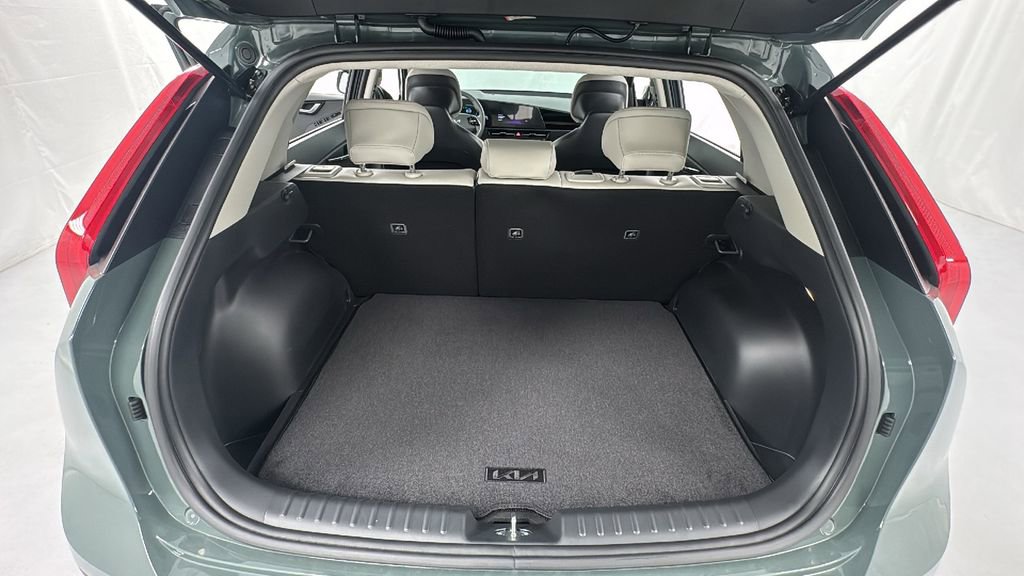 New 2025 Kia Niro EX image 15