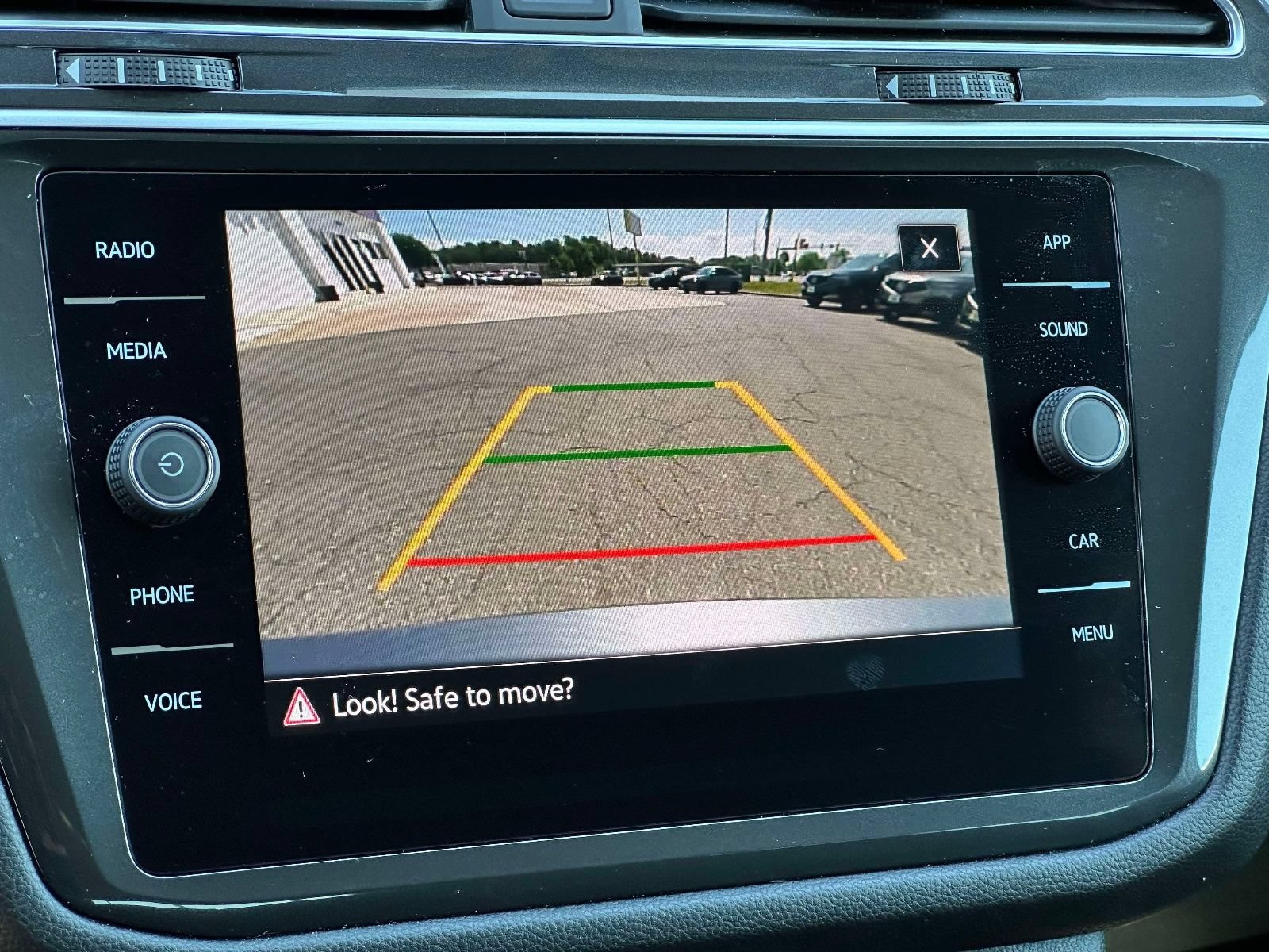 Certified 2024 Volkswagen Tiguan S FWD image 20
