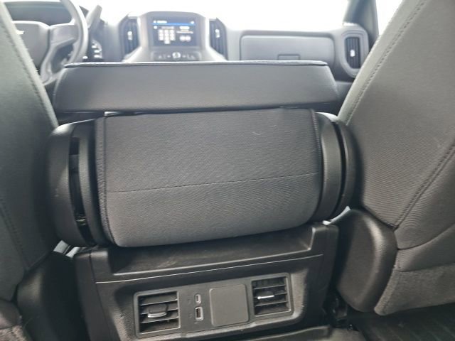 Used 2024 Chevrolet Silverado 2500 Custom w/ Custom Value Package image 23